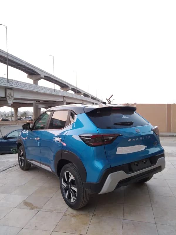 Nissan Magnite 2027 Tekna Blue Automatic — New