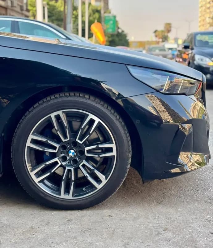 BMW 520i 2026 M Sport Black Automatic — Used