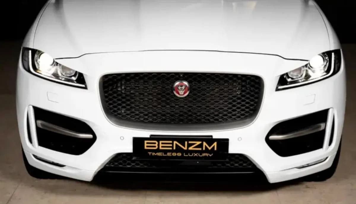 Jaguar F-PACE 2018 P250 S White Automatic — Used