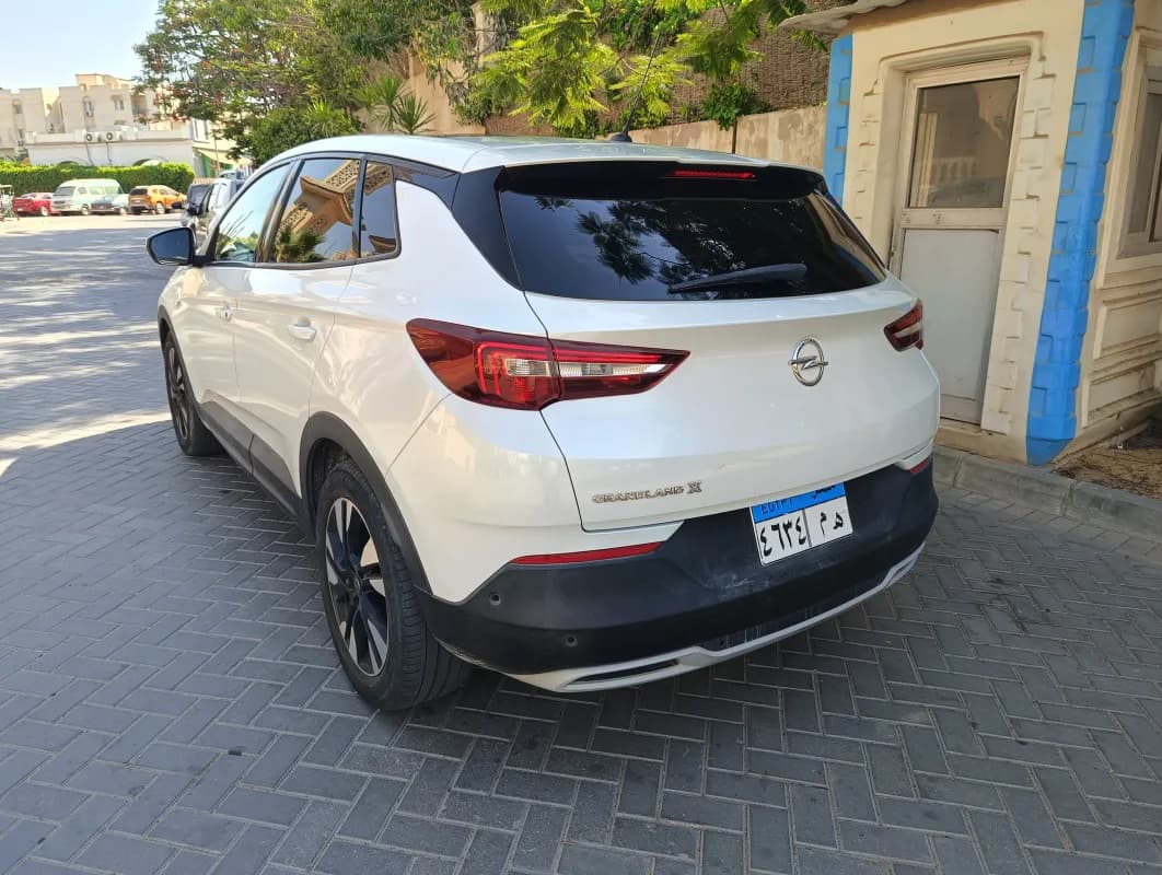 Opel Grand land 2021 Topline White Automatic — Used