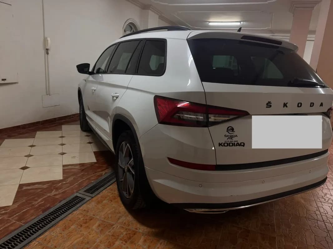 Skoda KODIAQ 2021 Sport Line White Automatic — Used