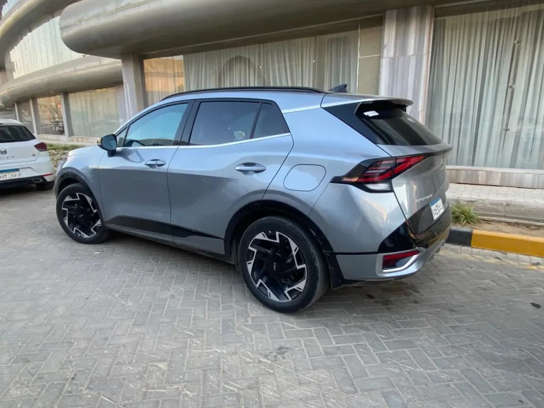 Kia Sportage 2025 GT-line Silver Automatic — Used
