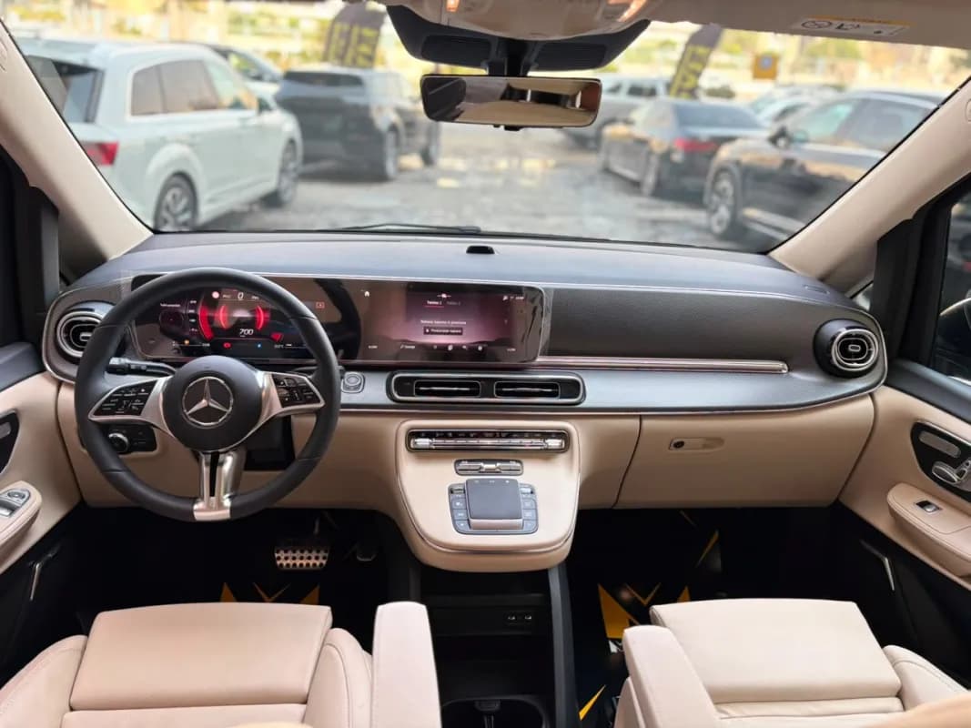 Mercedes-Benz V300 2026 amg Black Automatic — New