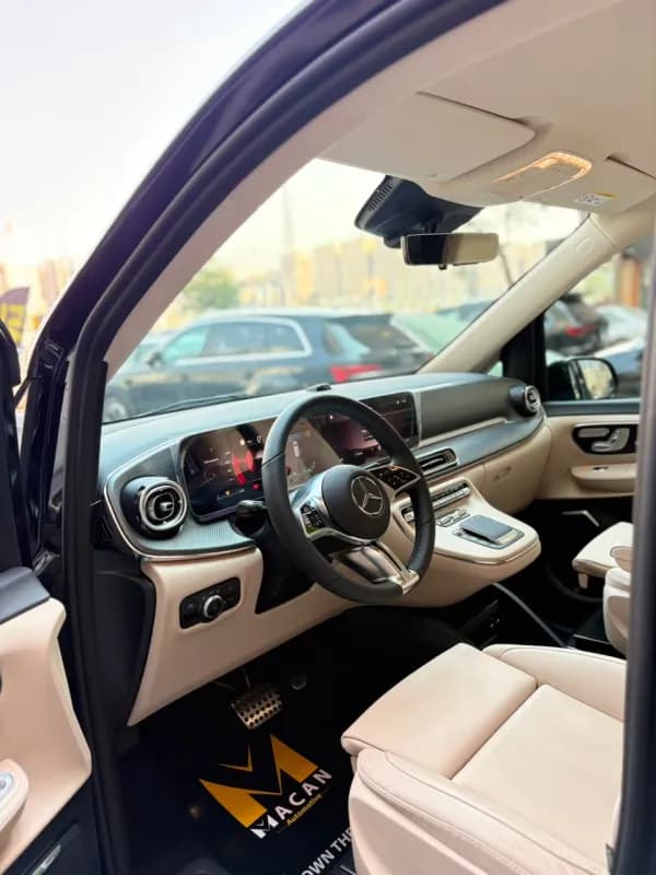 Mercedes-Benz V300 2026 amg Black Automatic — New
