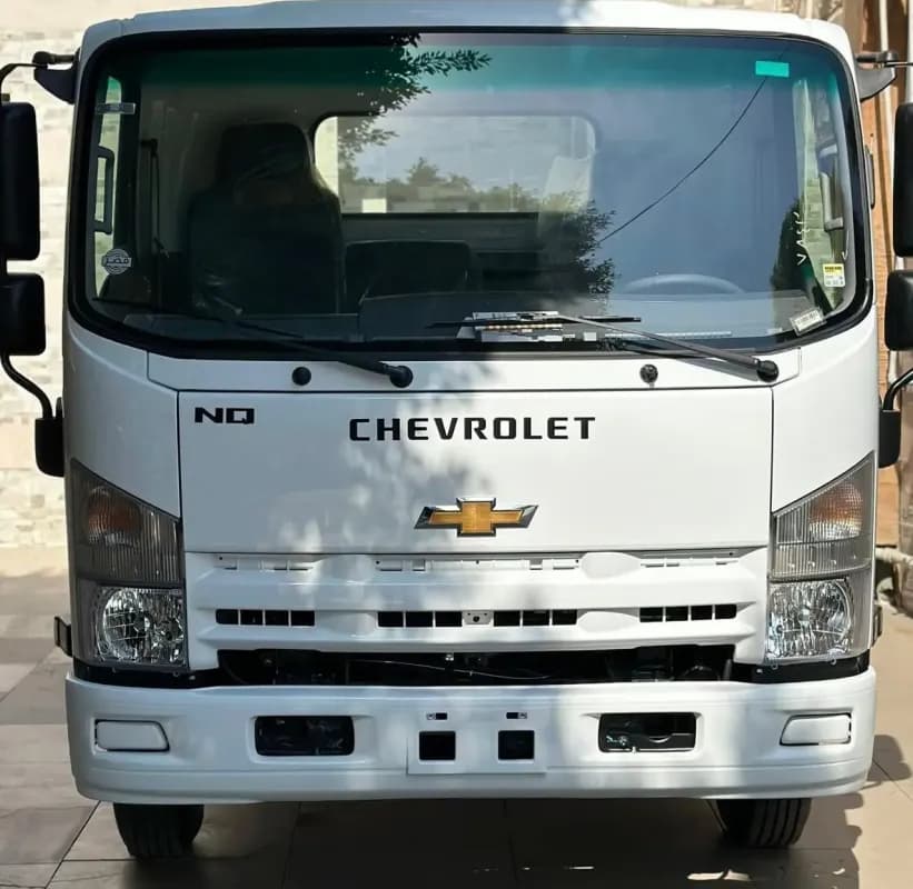 Chevrolet NQR 2027 Standard White Manual — New