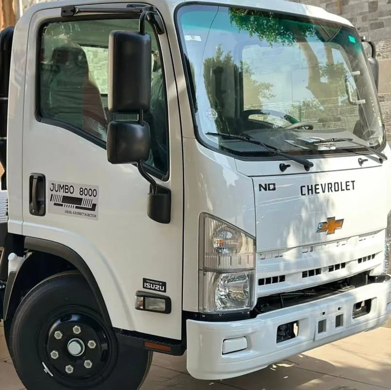 Chevrolet NQR 2027 Standard White Manual — New