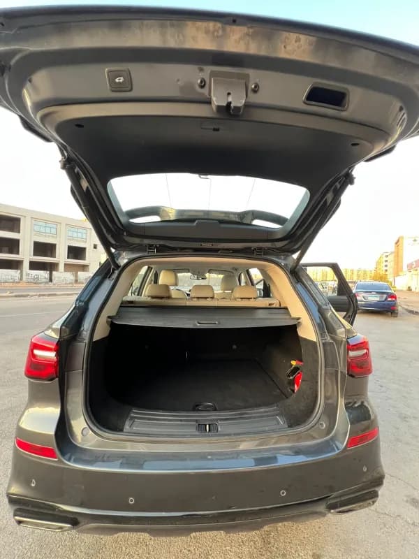 MG RX5 2025 Luxury Black Automatic — Used