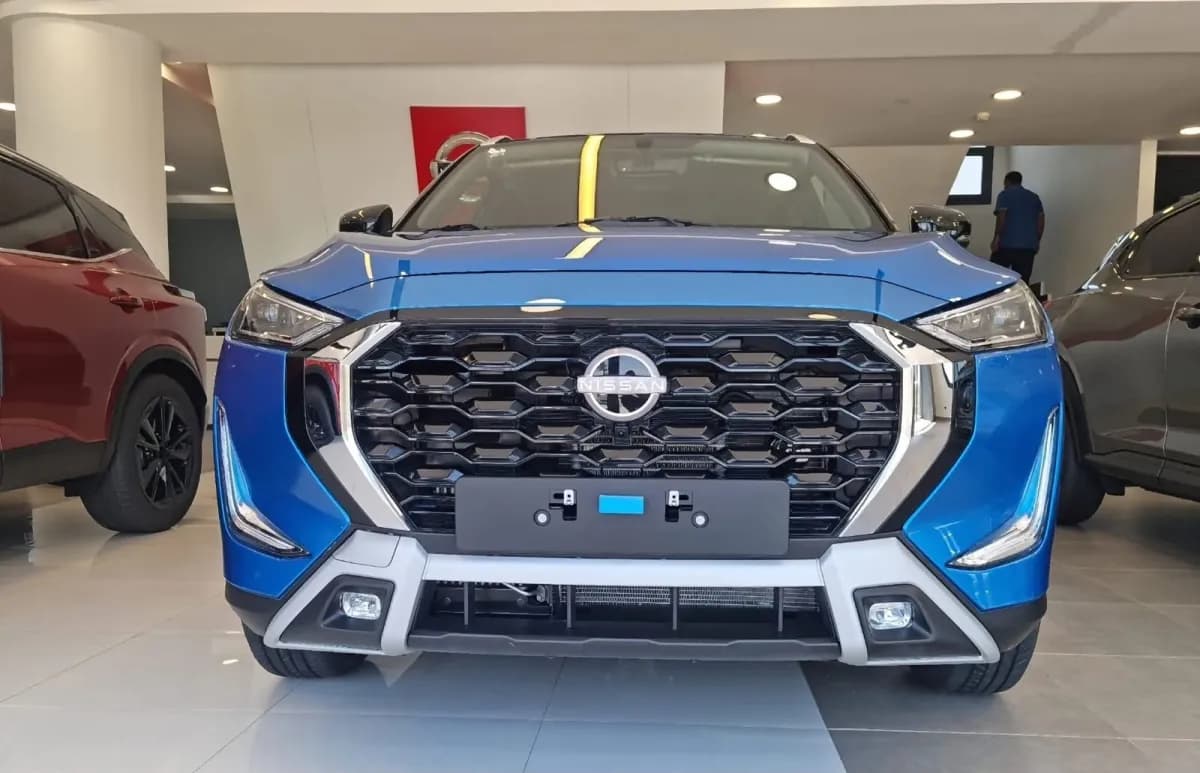 Nissan Magnite 2027 Tekna Blue Automatic — New