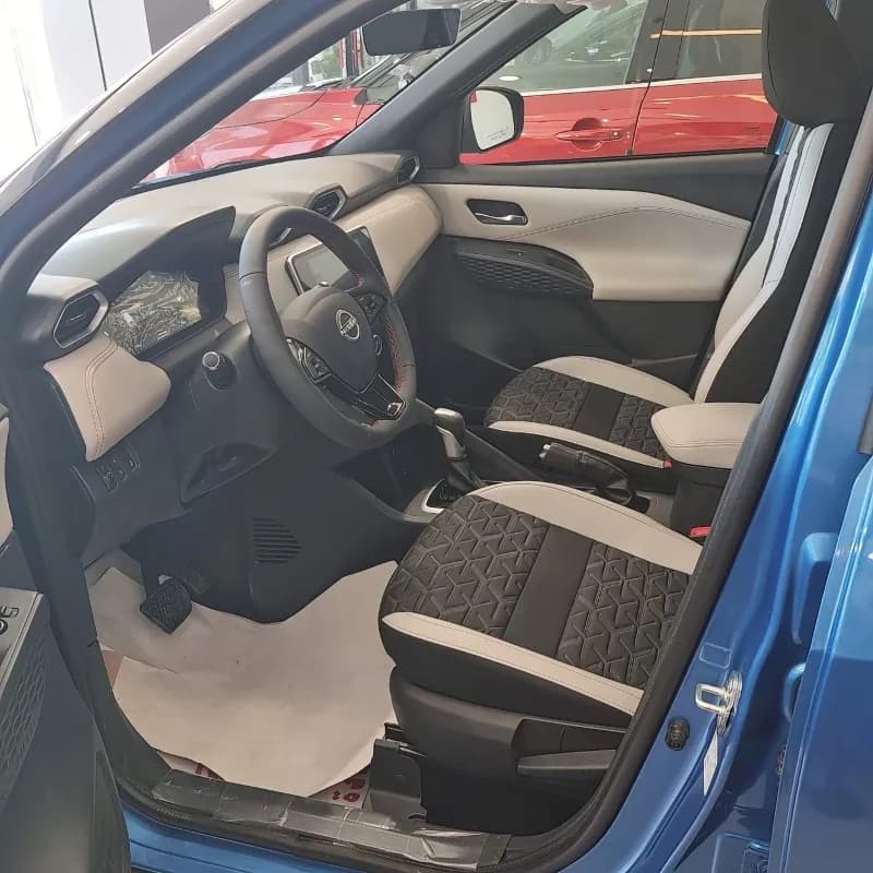 Nissan Magnite 2027 Tekna Blue Automatic — New