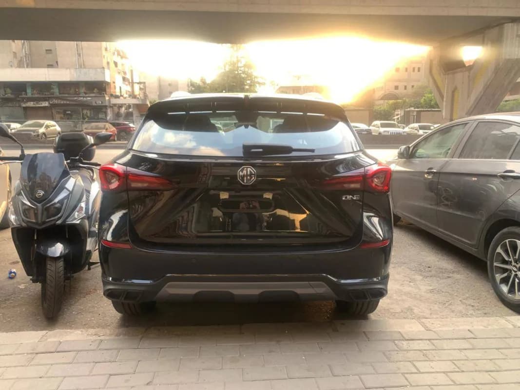 MG ONE 2027 luxury Black Automatic — New