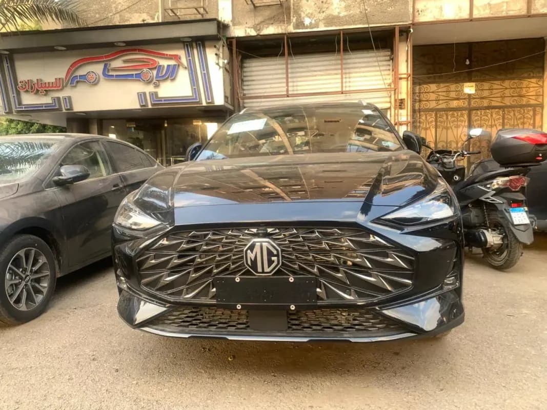 MG ONE 2027 luxury Black Automatic — New