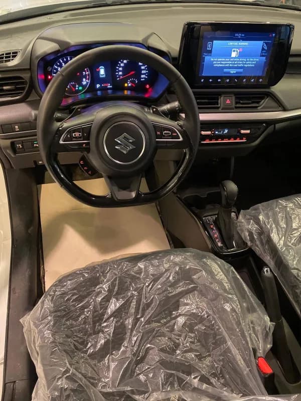 Suzuki Swift 2026 GLX White Automatic — New
