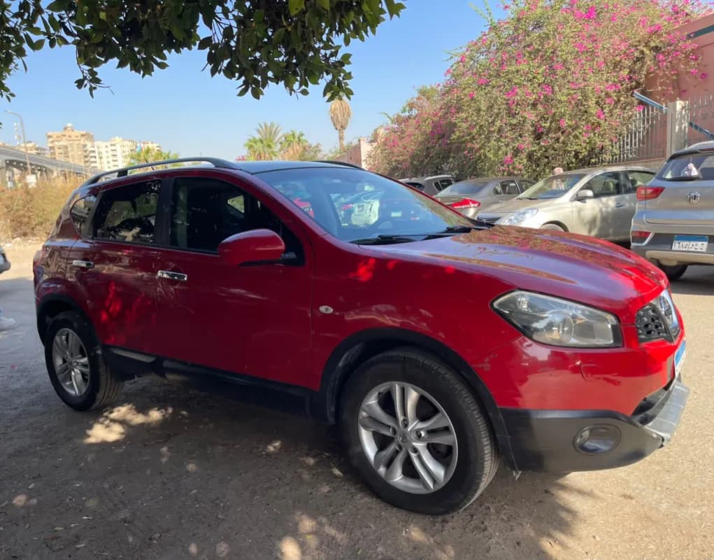 Nissan Qashqai 2014 Tekna Red Automatic — Used