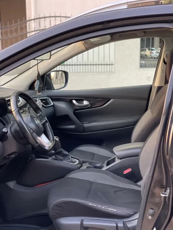 Nissan Qashqai 2019 Tekna 2 Black Automatic — Used