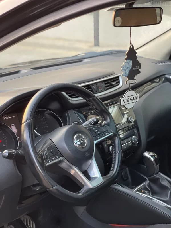 Nissan Qashqai 2019 Tekna 2 Black Automatic — Used