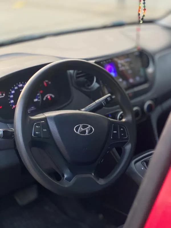 Hyundai I10 2015 Highline Red Automatic — Used
