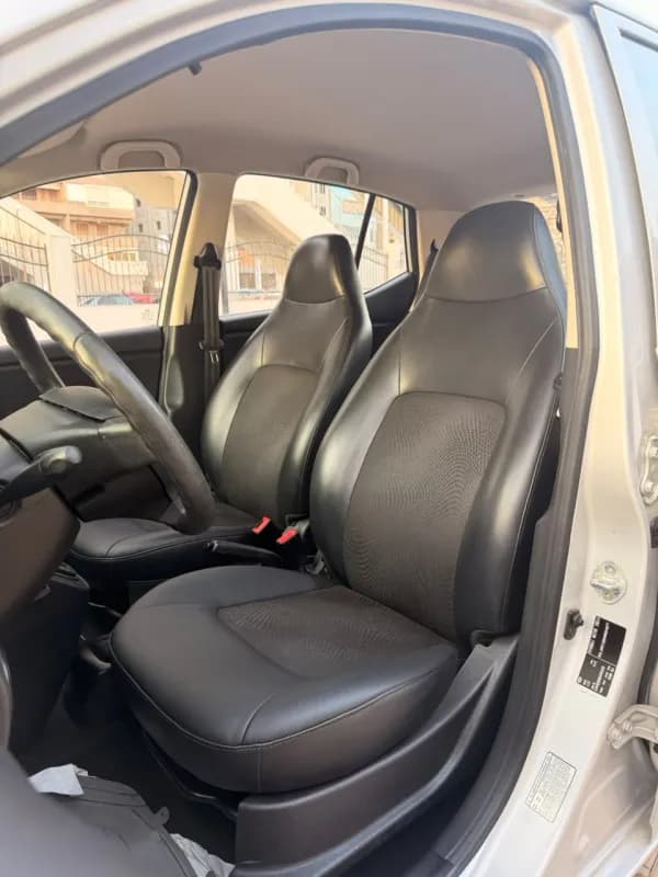 Hyundai I10 2017 Highline Silver Automatic — Used