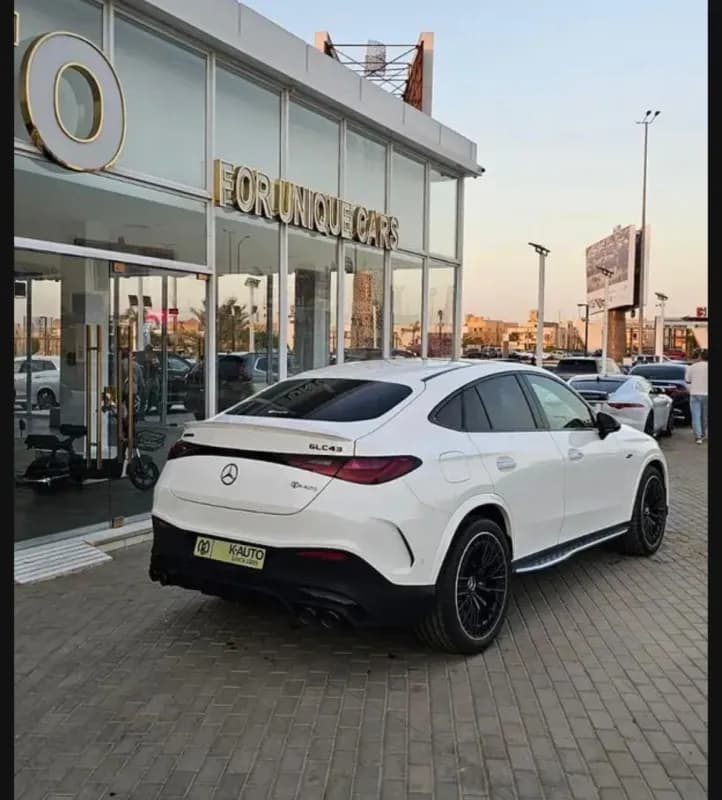 مرسيدس بنز GLC 43 2026 ايه ام جي أبيض أوتوماتيك — جديدة