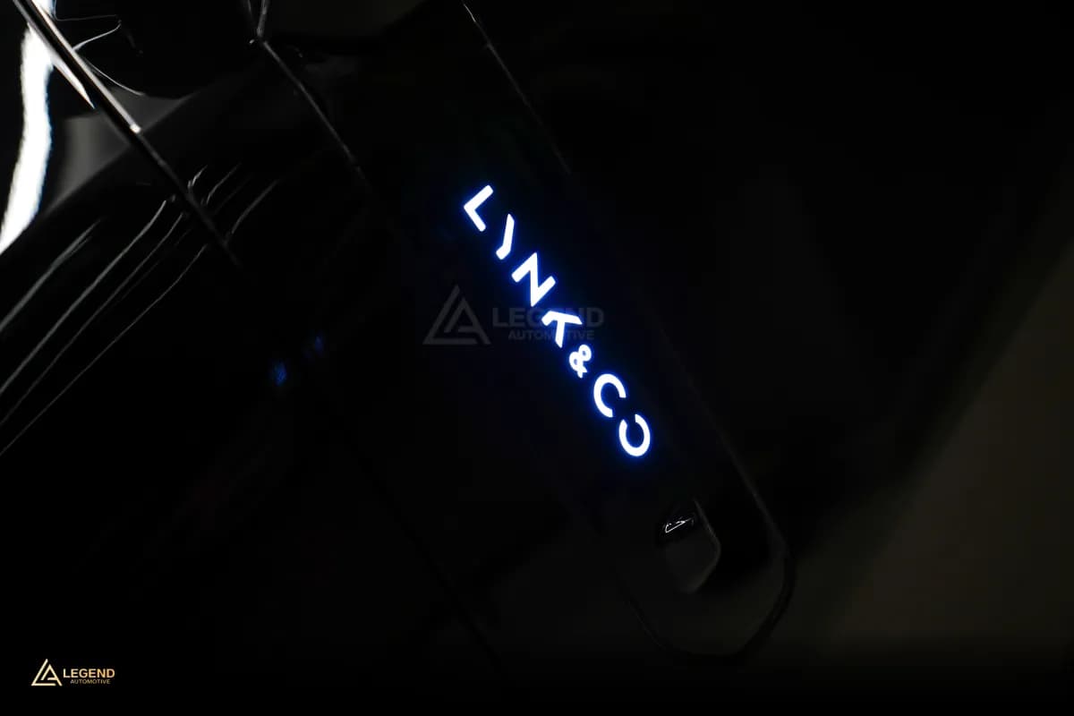 Lynk & Co 900 2026 ULTRA Black Automatic — New