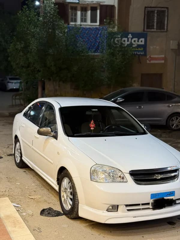 Chevrolet Optra 2014 LT White Automatic — Used