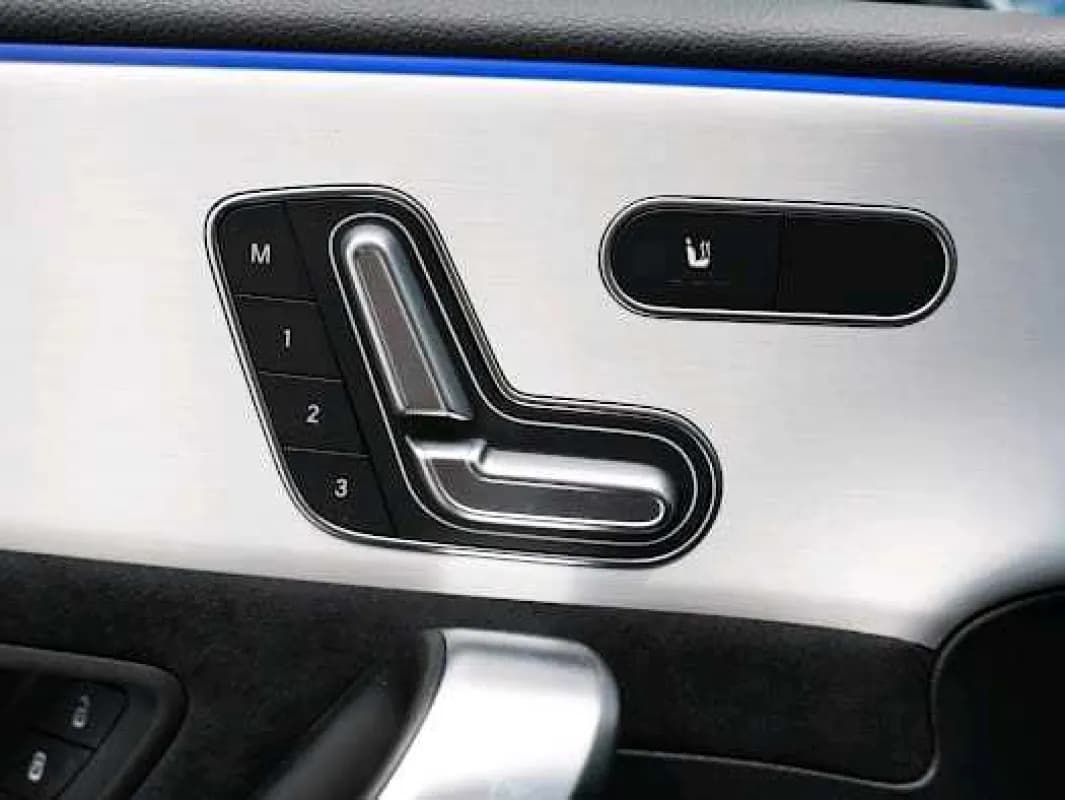 Mercedes-Benz A200 2024 AMG Black Automatic — New