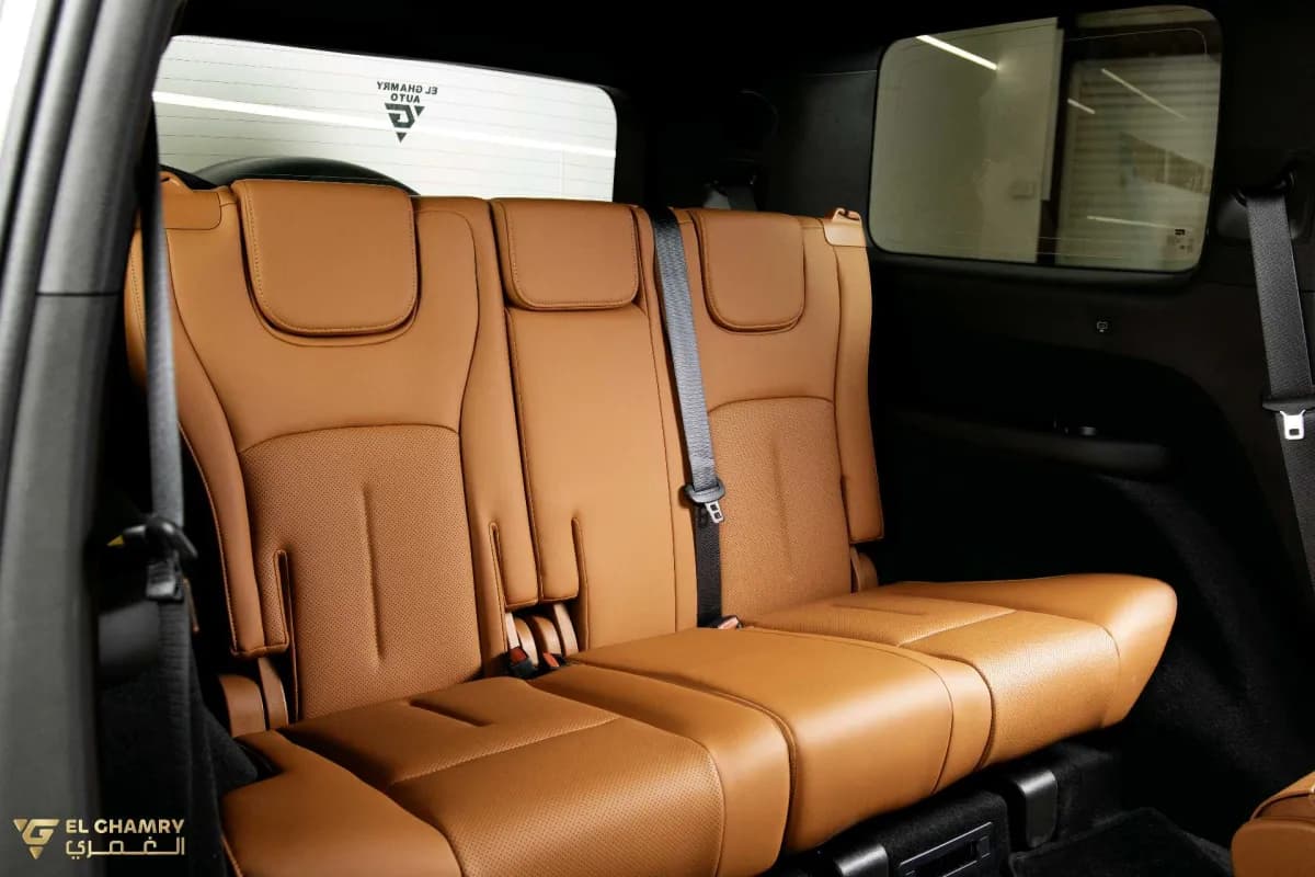 Rox 01 2026 Family 7 Seats Green Automatic — New