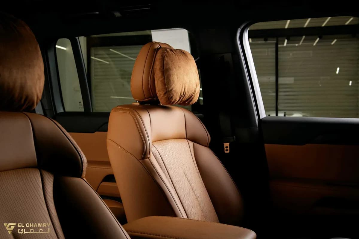 Rox 01 2026 Family 7 Seats Green Automatic — New