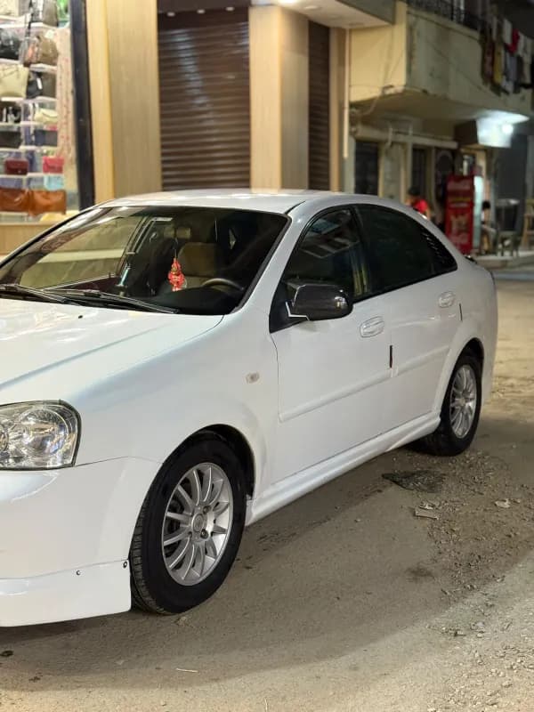 Chevrolet Optra 2014 LT White Automatic — Used