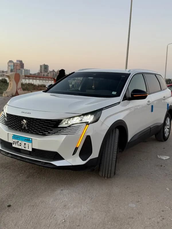 Peugeot 5008 2024 Active Pack White Automatic — Used