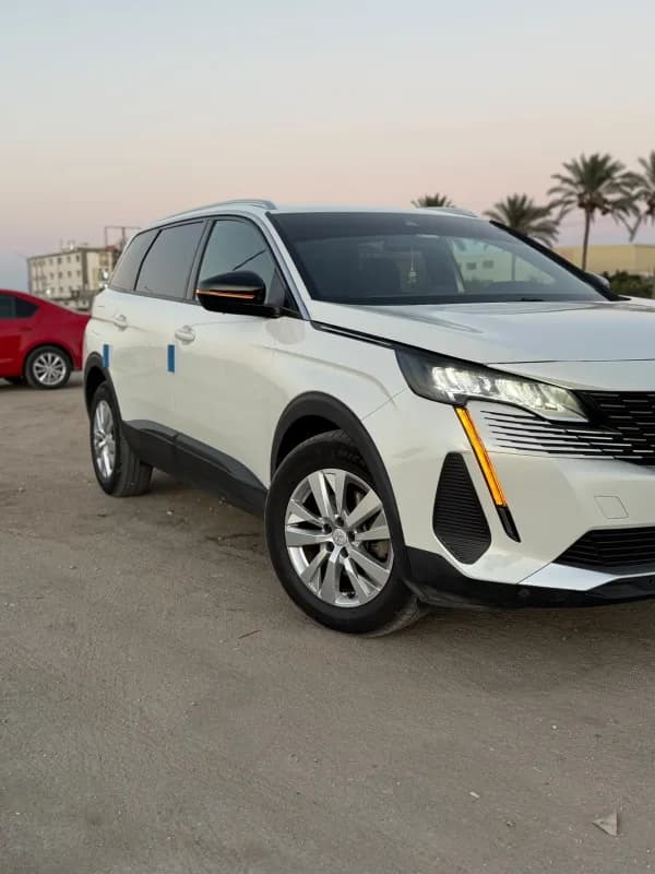 Peugeot 5008 2024 Active Pack White Automatic — Used
