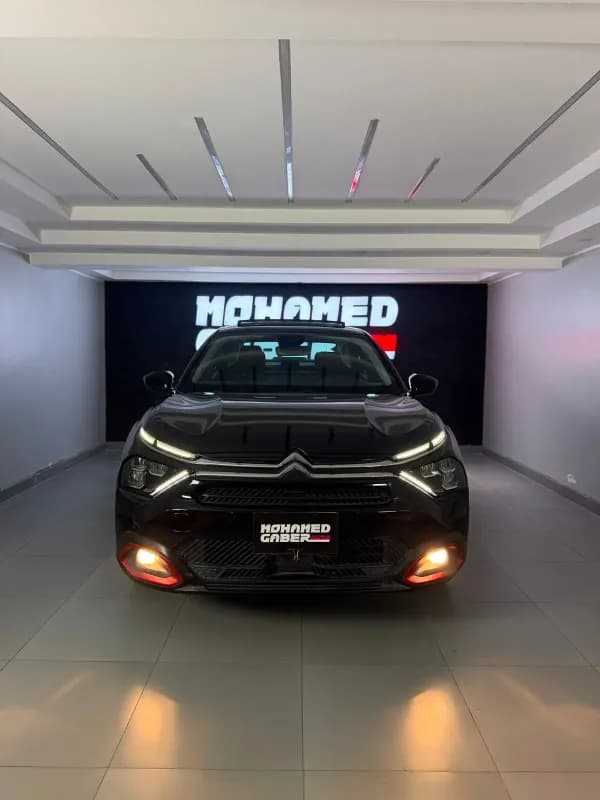 Citroen C4 X 2024 Shine Black Automatic — Used