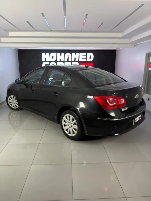 Chevrolet Cruze 2016 Highline Black Automatic — Used