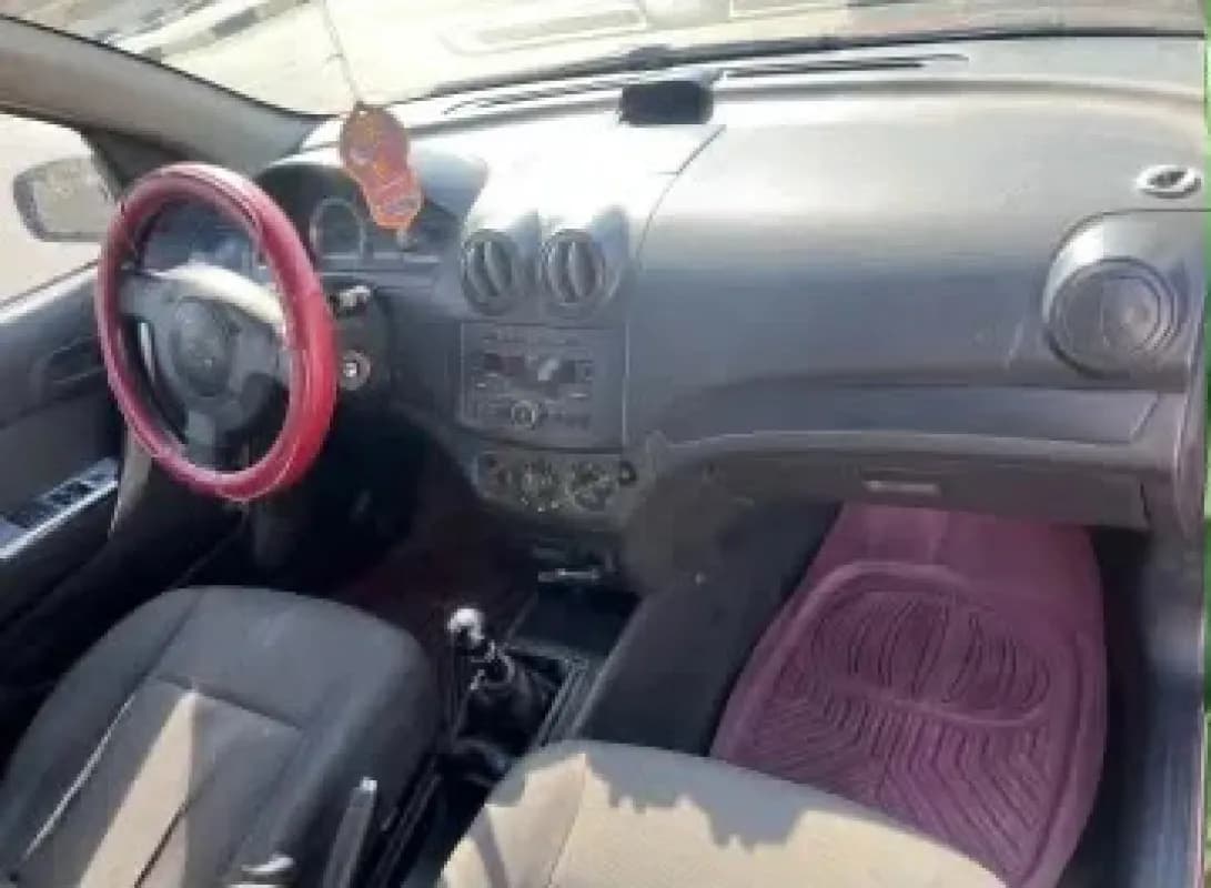 Chevrolet Aveo 2010 Baseline Red Manual — Used