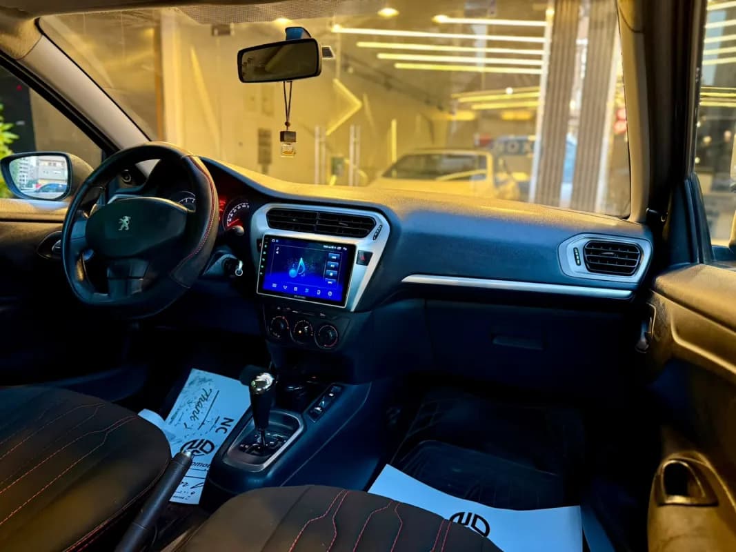 Peugeot 301 2015 Active Gray Automatic — Used