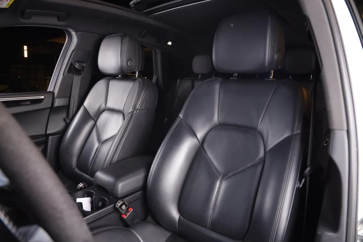 Porsche Macan 2020 GTS White Automatic — Used