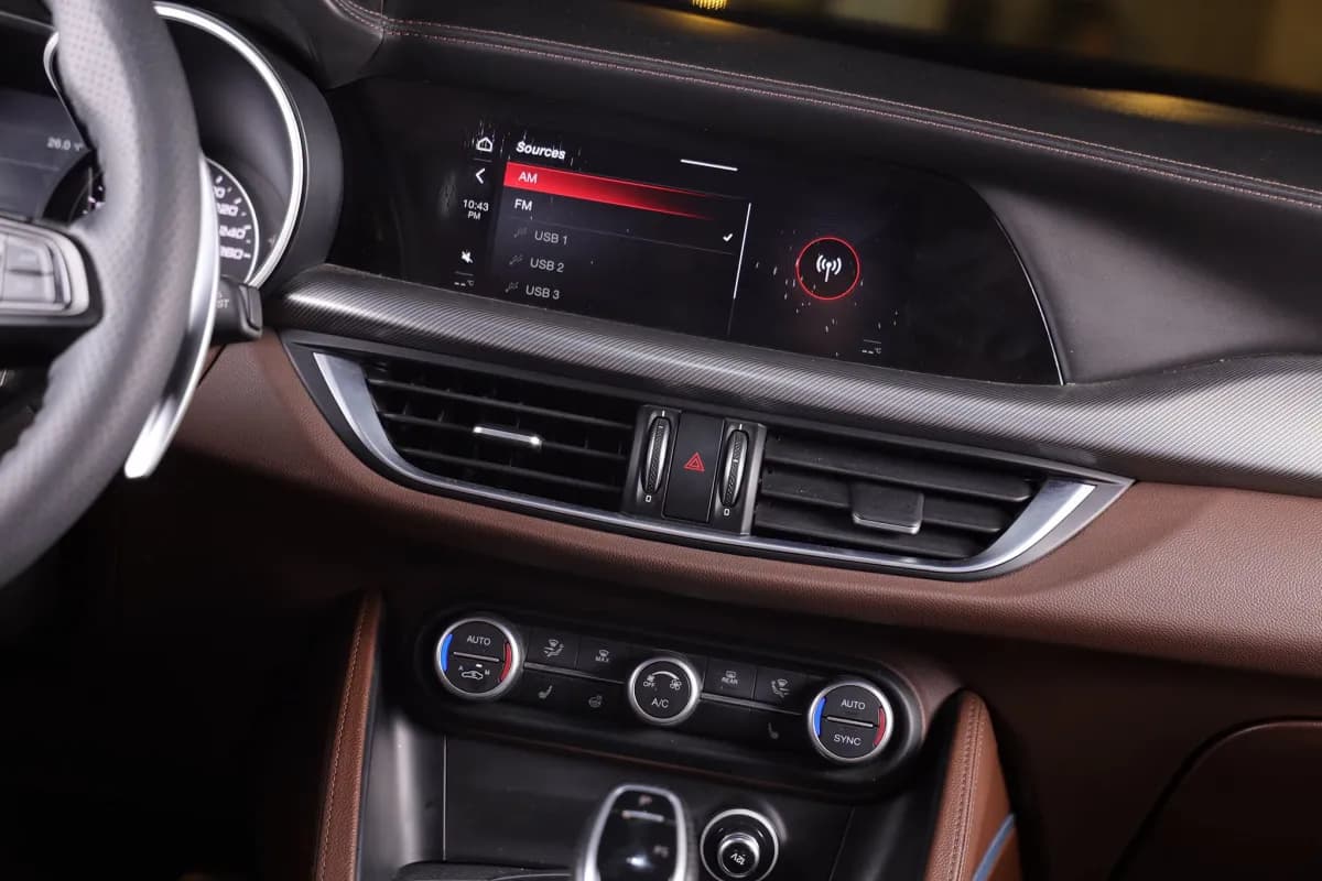 Alfa Romeo Stelvio 2021 Super Olive Green Automatic — New