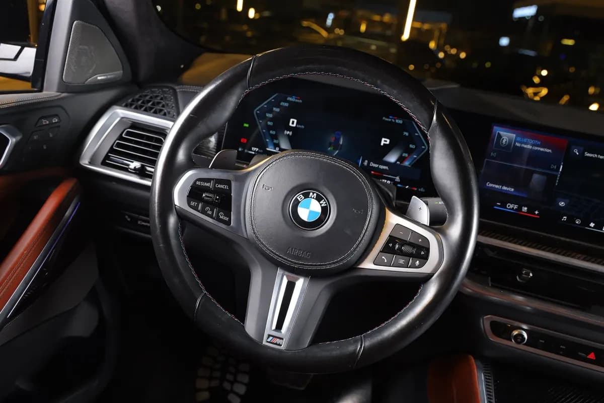 BMW X6 2025 M60i xDrive White Automatic — Used