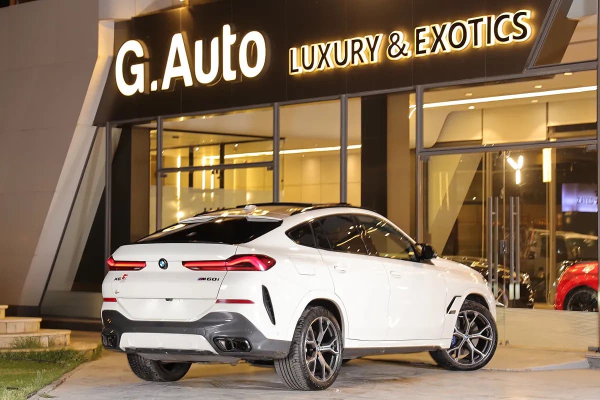 BMW X6 2025 M60i xDrive White Automatic — Used