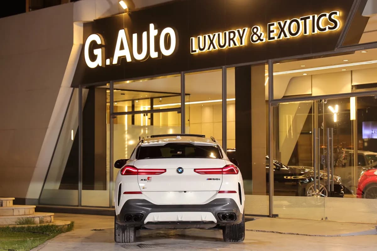 BMW X6 2025 M60i xDrive White Automatic — Used