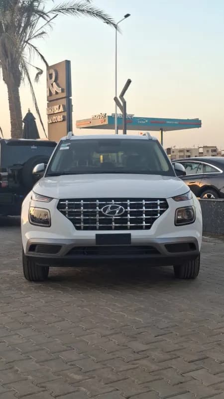 Hyundai Venue 2027 Blaze White Automatic — New