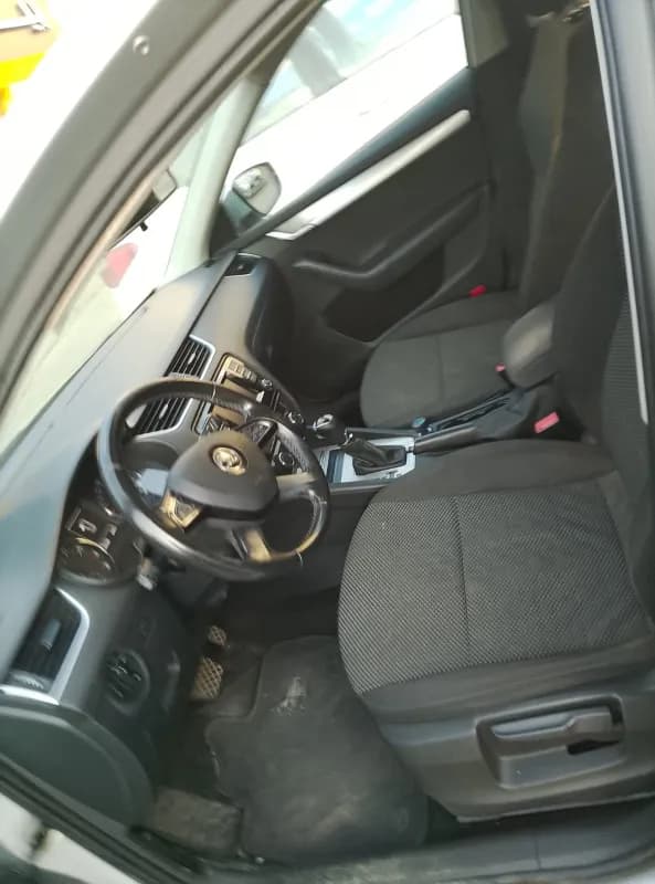 Skoda Octavia A7 2014 Active Silver Automatic — Used