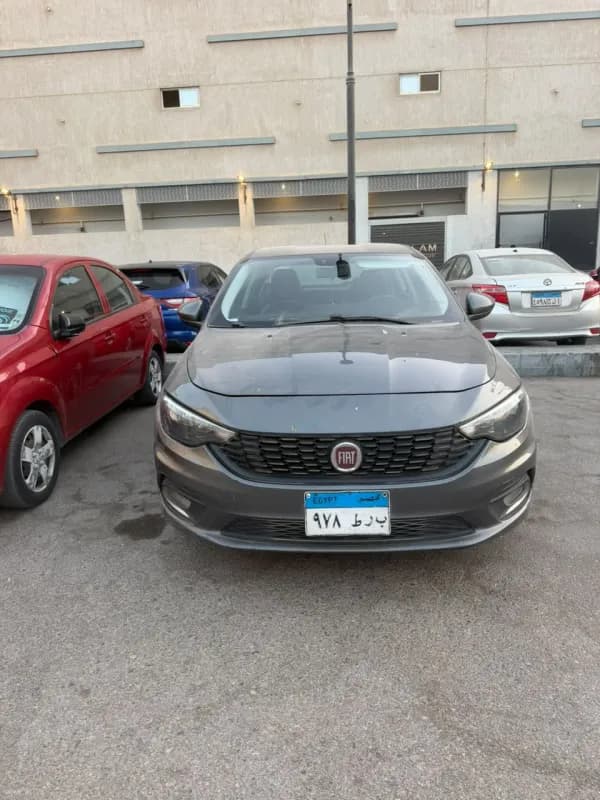 Fiat Tipo 2021 Highline Gray Automatic — Used