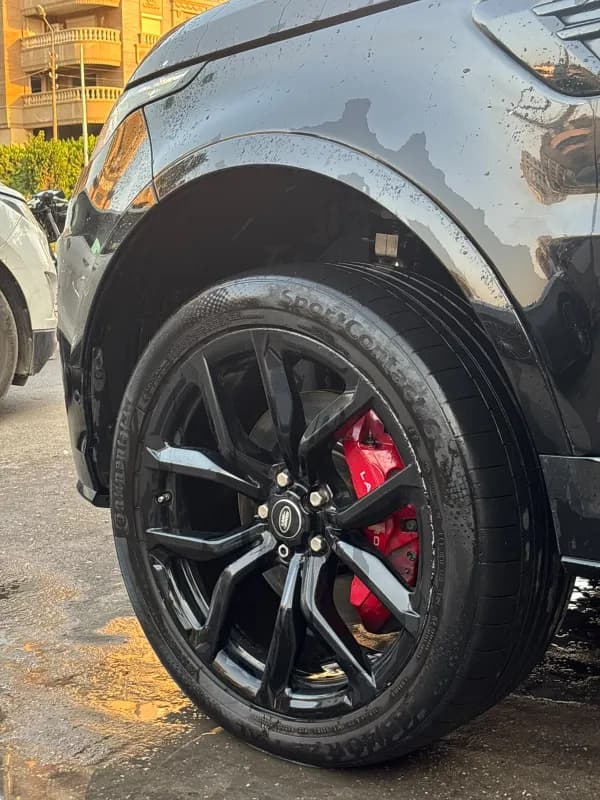 Range Rover Sport 2020 SVR Black Automatic — Used