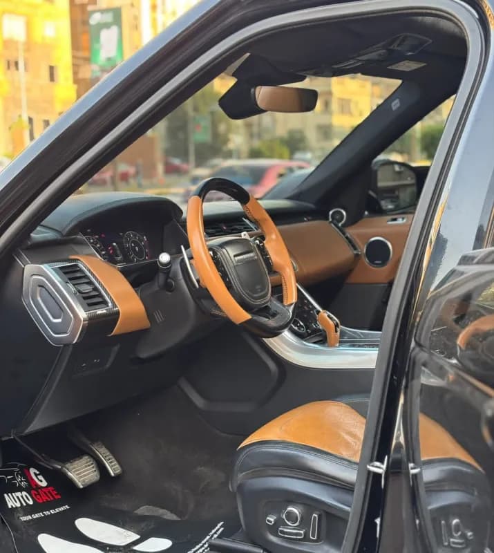 Range Rover Sport 2020 SVR Black Automatic — Used