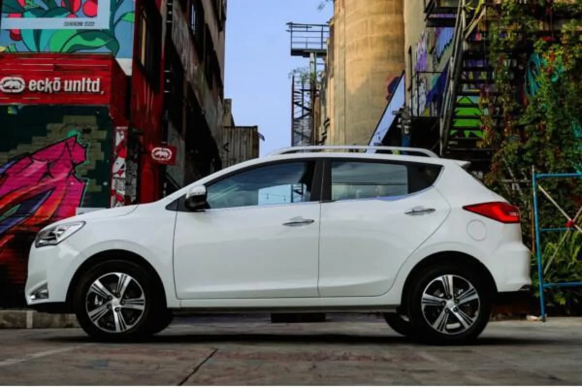 JAC JS2 2027 Smart White Cvt — New