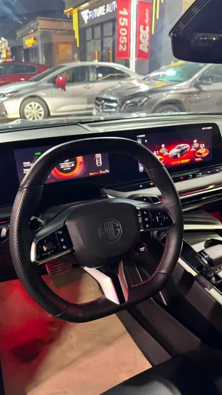 MG 7 2025 Luxury Gray Automatic — Used