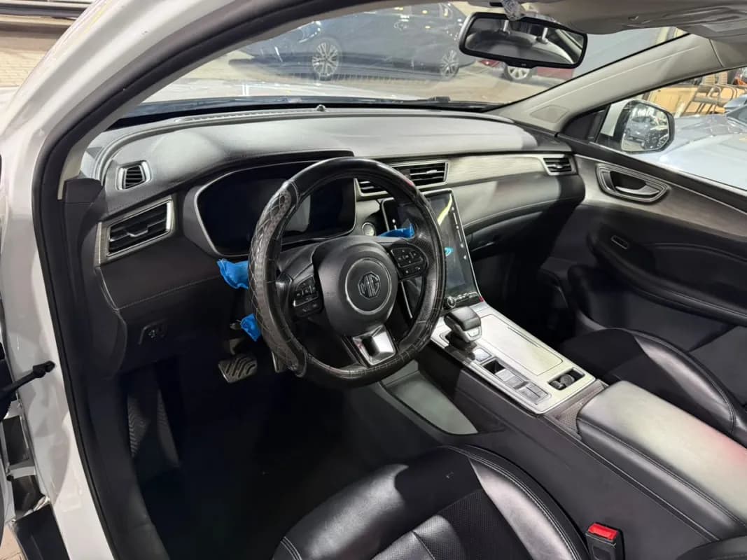MG RX5 2024 Luxury White Automatic — Used