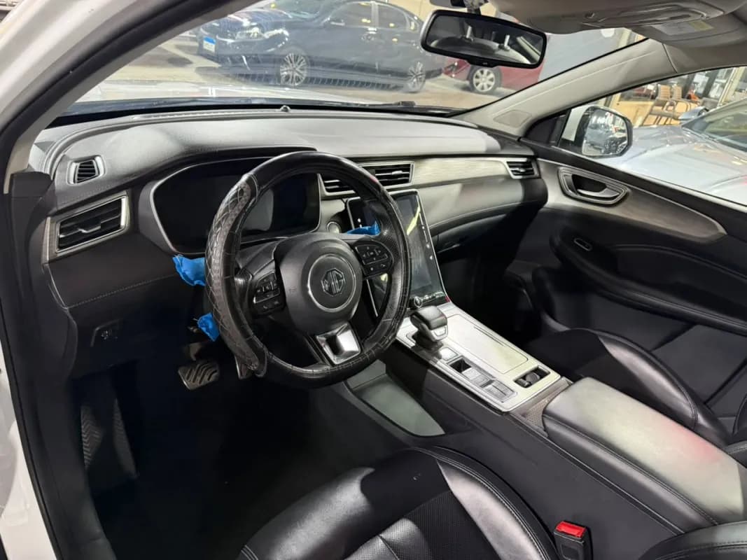 MG RX5 2024 Luxury White Automatic — Used