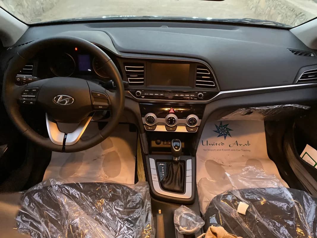 Hyundai Elantra AD 2027 Modern Gray Automatic — New