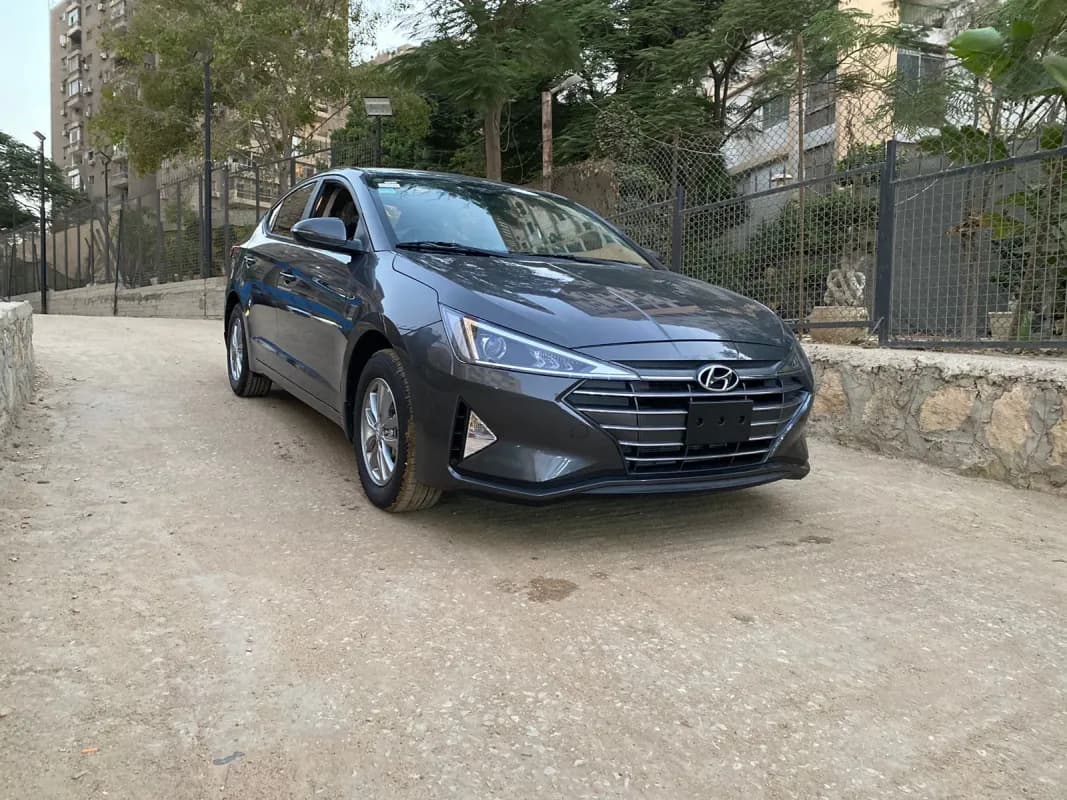 Hyundai Elantra AD 2027 Modern Gray Automatic — New
